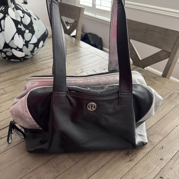 Lululemon Urban Sanctuary Bag Silver Black Metallic - Picture 3 of 11